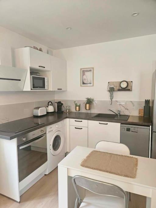 Vertrieu "La Tour", Logement Cosy, Au Calme מראה חיצוני תמונה